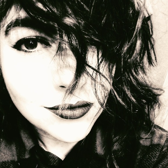 Meet your Posher, Jamie's - Picture 1 of 1